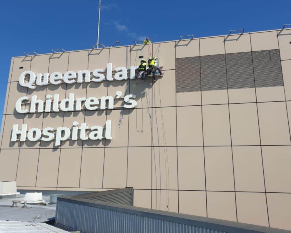 Nine Cloud’s Signage